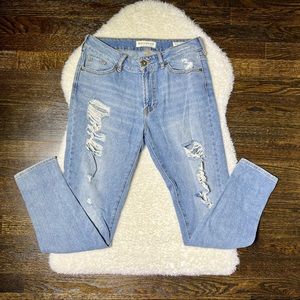 Bullhead Denim Co Distressed Light Wash Boyfriend Skinny Jeans